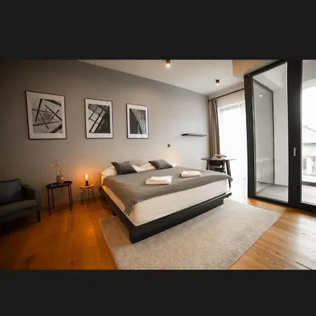 Apartmán Piano Priamo V Centre Ziliny